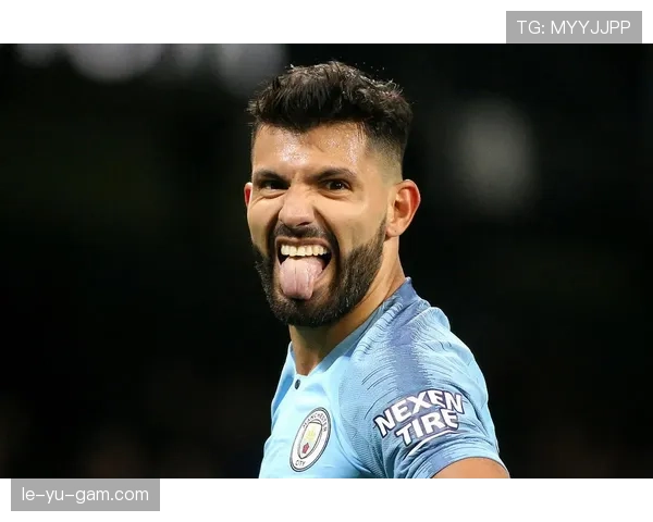 阿圭罗技术全面性引发体育界广泛关注