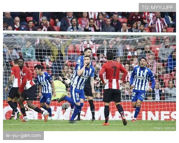 纽卡新阵型曝光！战术革命引领英超新风向