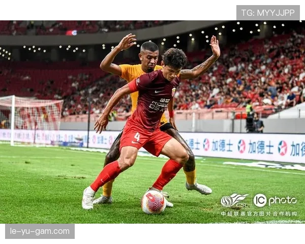 中超联赛激战升级 各队为季后赛席位展开激烈角逐