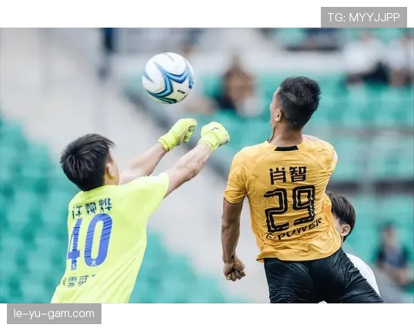 广州队历史对阵回顾：荣耀与挑战交织的精彩篇章