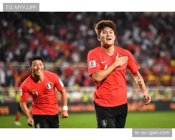 金玟哉家庭生活温馨日常：球场之外尽显温情时刻