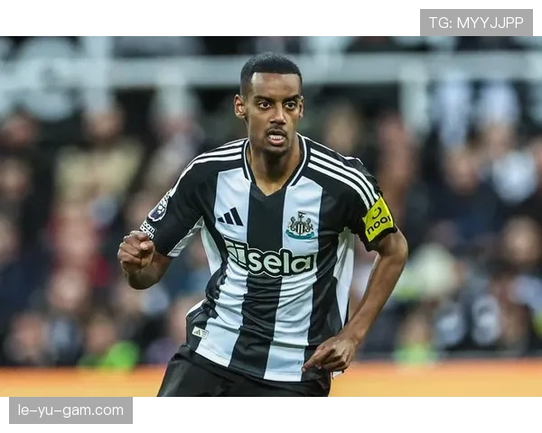 伊萨克从天才少年到纽卡核心的自我进化解析