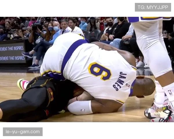 假摔判罚为何难以统一标准？裁判视角深度解析真假难分原因