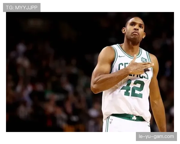 库珀·弗拉格无球跑位提升进攻效率明显拉开防守空间